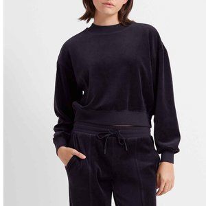 Velour matching sweatshirt and joggers